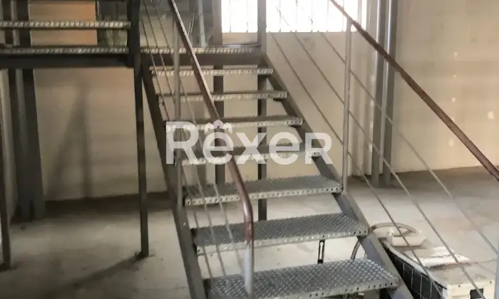 Rexer-Cadeo-Immobile-commerciale-e-residenziale-in-vendita-in-via-Emilia-a-Cadeo-Altro