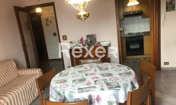 Rexer-Cadeo-Immobile-commerciale-e-residenziale-in-vendita-in-via-Emilia-a-Cadeo-Altro