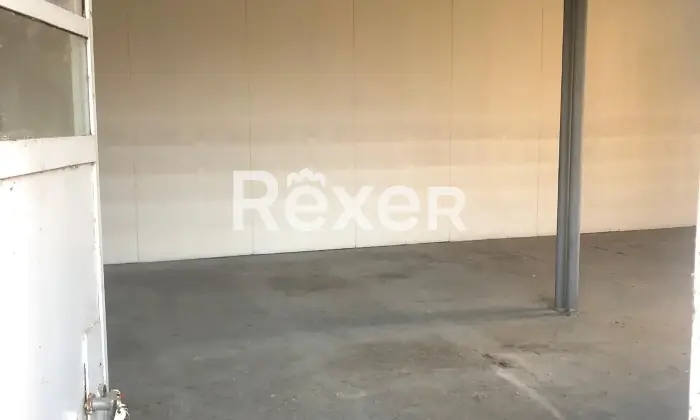 Rexer-Cadeo-Immobile-commerciale-e-residenziale-in-vendita-in-via-Emilia-a-Cadeo-Altro