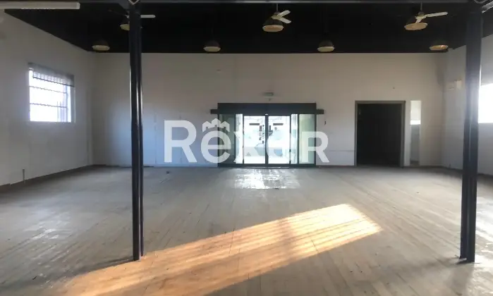 Rexer-Cadeo-Immobile-commerciale-e-residenziale-in-vendita-in-via-Emilia-a-Cadeo-Altro