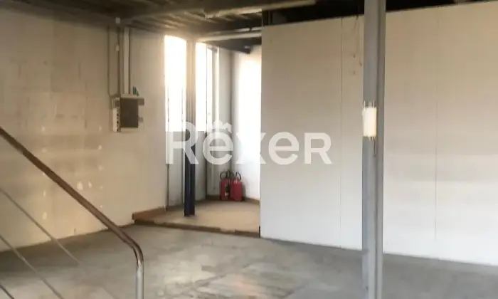 Rexer-Cadeo-Immobile-commerciale-e-residenziale-in-vendita-in-via-Emilia-a-Cadeo-Altro