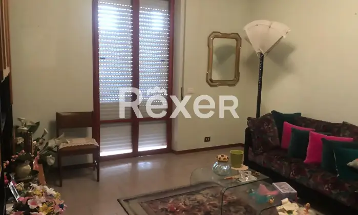 Rexer-Cadeo-Immobile-commerciale-e-residenziale-in-vendita-in-via-Emilia-a-Cadeo-Altro