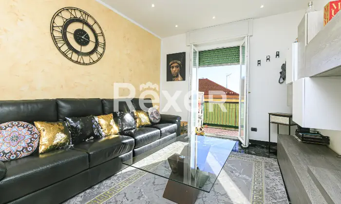 Rexer-Genova-Appartamento-piano-alto-con-posto-auto-Altro