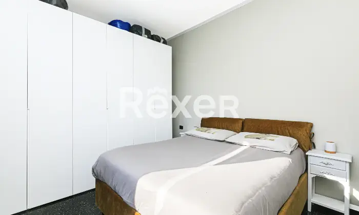 Rexer-Genova-Appartamento-piano-alto-con-posto-auto-Altro