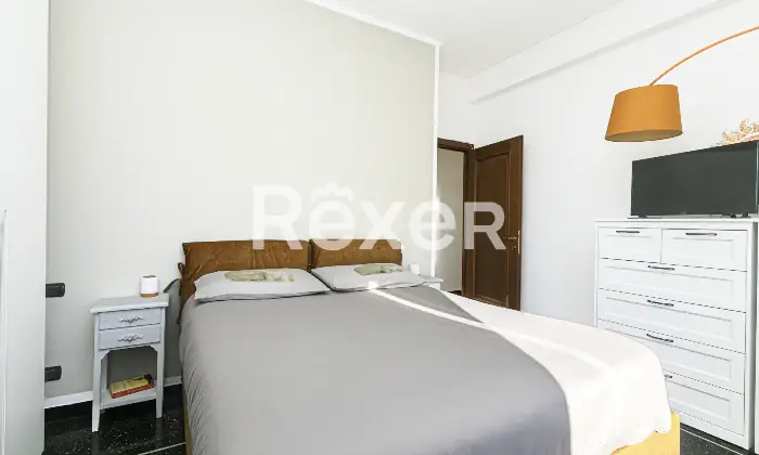 Rexer-Genova-Appartamento-piano-alto-con-posto-auto-Altro