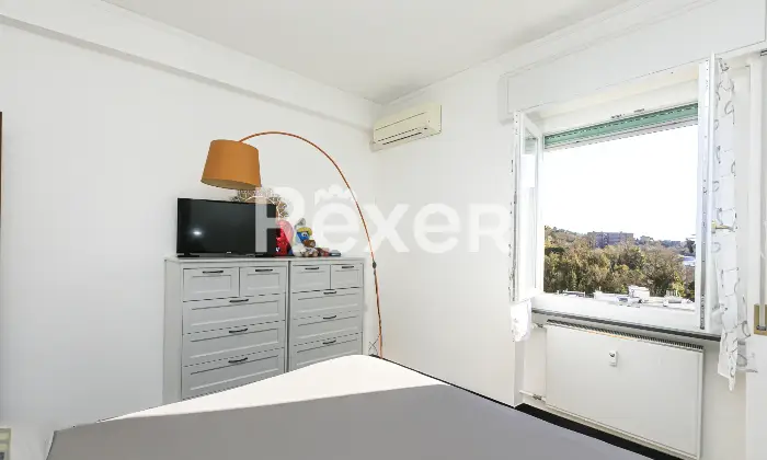 Rexer-Genova-Appartamento-piano-alto-con-posto-auto-Altro