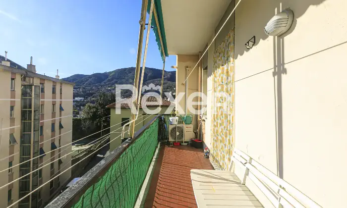 Rexer-Genova-Appartamento-piano-alto-con-posto-auto-Altro