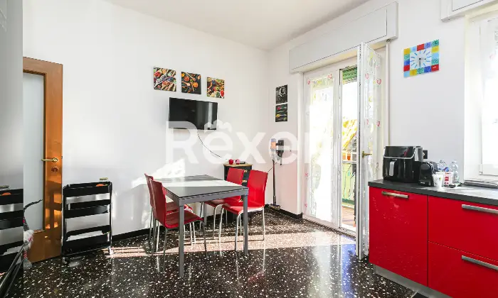 Rexer-Genova-Appartamento-piano-alto-con-posto-auto-Altro