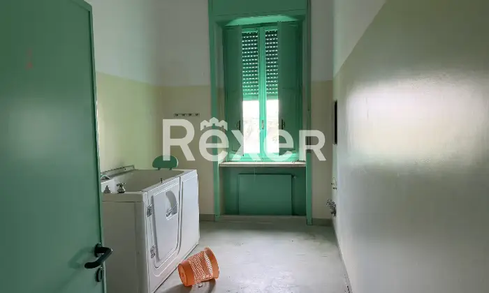 Rexer-Manfredonia-Ex-Convento-dei-Frati-Minori-Cappuccini-in-contrada-Calafico-Monte-SantAngelo-FG-Altro