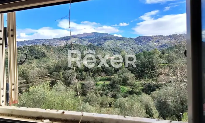 Rexer-Capistrano-Villa-indipendente-con-dependance-e-ampio-terreno-Altro