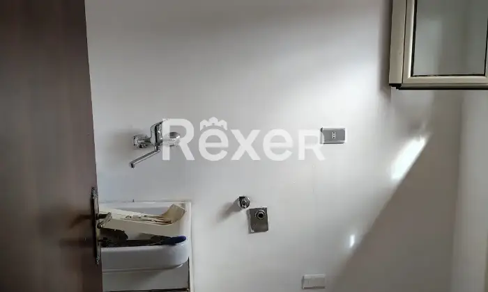 Rexer-Capistrano-Villa-indipendente-con-dependance-e-ampio-terreno-Altro