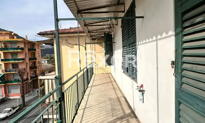 Rexer-Ventimiglia-Trilocale-luminoso-con-cantina-e-posto-auto-Altro