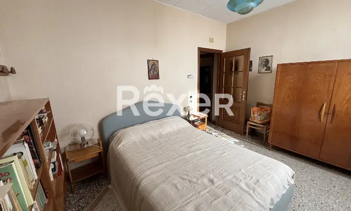 Rexer-Savona-Ampia-metratura-con-vista-panoramica-in-stabile-depoca-Altro