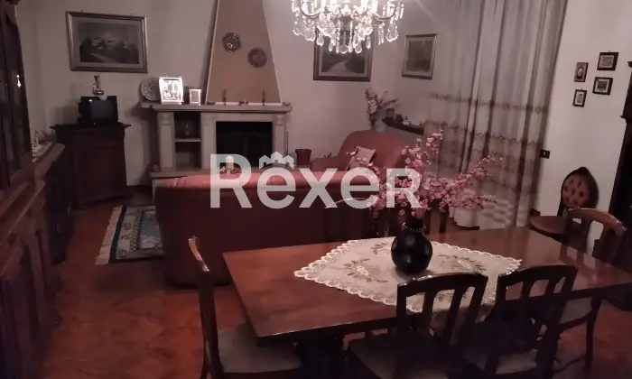 Rexer-Moglia-Villa-singola-in-vendita-in-via-Maggio-a-Moglia-Altro