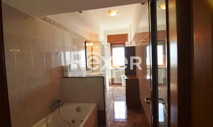 Rexer-Manfredonia-Trilocale-luminoso-con-box-e-accesso-al-terrazzo-APE-CLASSE-C-Altro