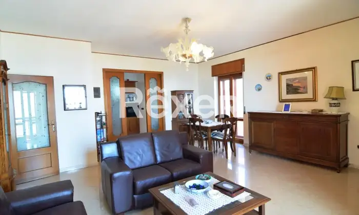 Rexer-Manfredonia-Trilocale-luminoso-con-box-e-accesso-al-terrazzo-APE-CLASSE-C-Altro