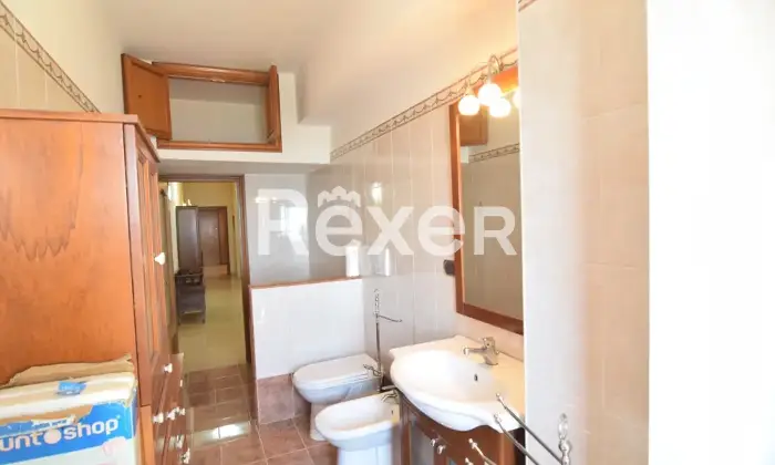 Rexer-Manfredonia-Trilocale-luminoso-con-box-e-accesso-al-terrazzo-APE-CLASSE-C-Altro