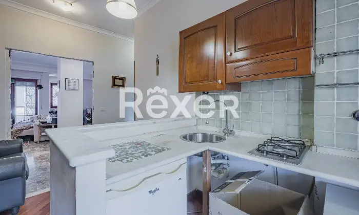 Rexer-Roma-Attico-originariamente-composto-da-due-appartamenti-Altro