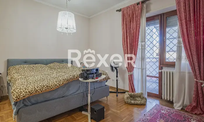 Rexer-Roma-Attico-originariamente-composto-da-due-appartamenti-Altro