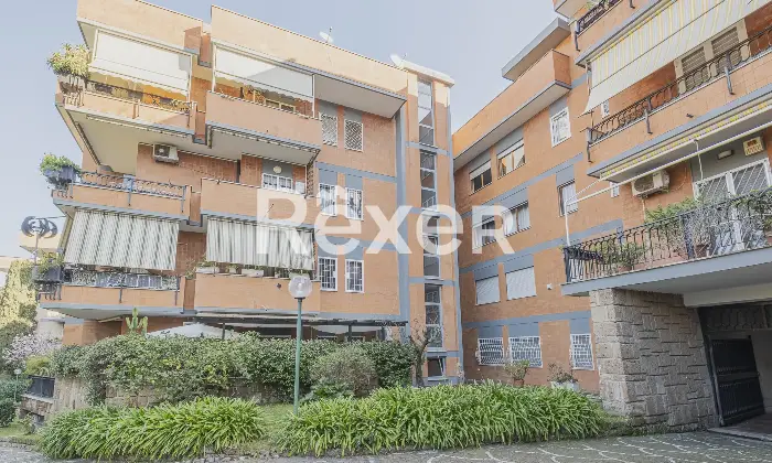 Rexer-Roma-Attico-originariamente-composto-da-due-appartamenti-Altro