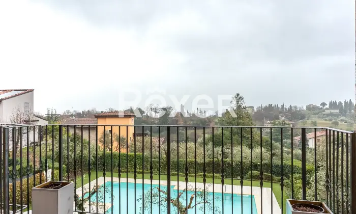 Rexer-Toscolano-Maderno-TRILOCALE-CON-LOGGIA-VISTA-LAGO-E-PISCINA-Altro