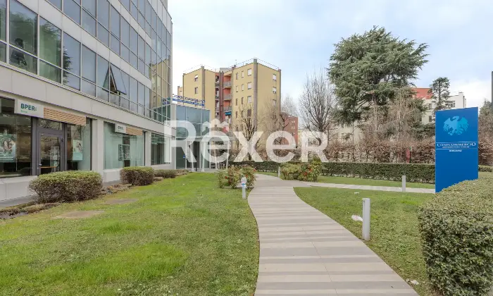 Rexer-Bergamo-QUADRILOCALE-DOPPI-SERVIZI-QUINTO-PIANO-Altro