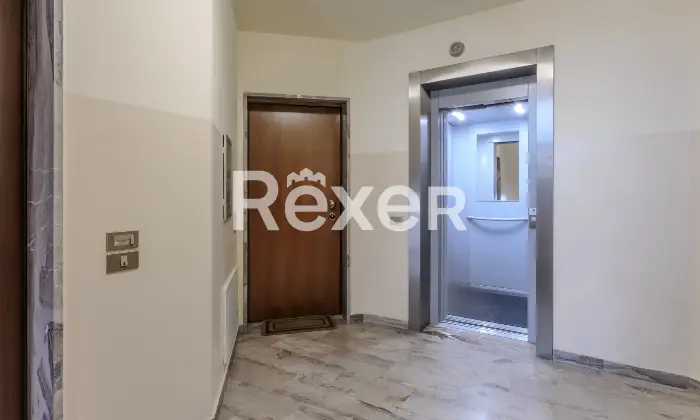 Rexer-Bergamo-QUADRILOCALE-DOPPI-SERVIZI-QUINTO-PIANO-Altro