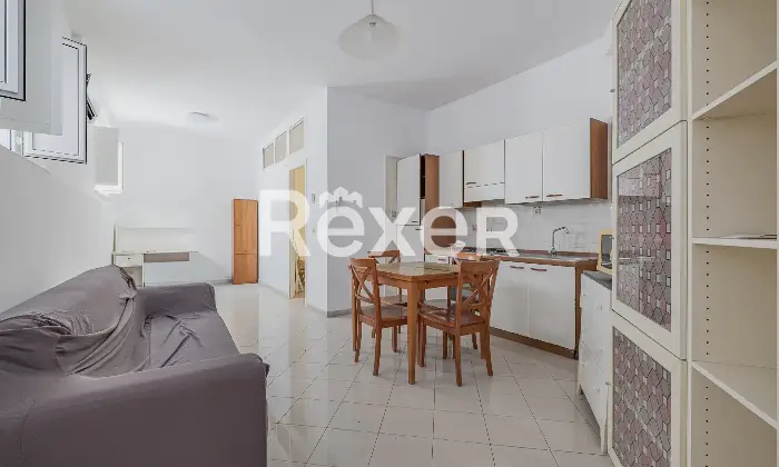 Rexer-Roma-BILOCALE-PIANO-TERRA-CON-POSSIBILITA-POSTO-AUTO-Altro