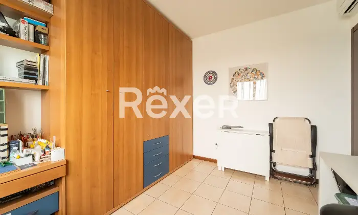 Rexer-Cormano-TRILOCALE-TERRAZZO-E-BOX-Altro