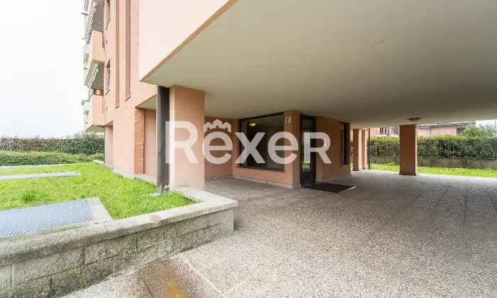Rexer-Cormano-TRILOCALE-TERRAZZO-E-BOX-Altro