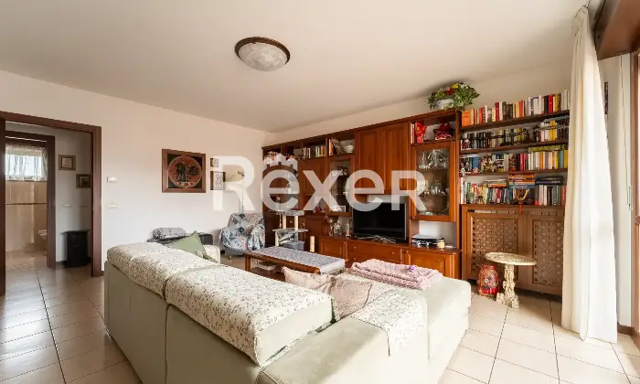 Rexer-Cormano-TRILOCALE-TERRAZZO-E-BOX-Altro