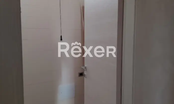 Rexer-Sparanise-Intero-edificio-in-vendita-in-via-Via-F-De-Renzis-a-Sparanise-Altro
