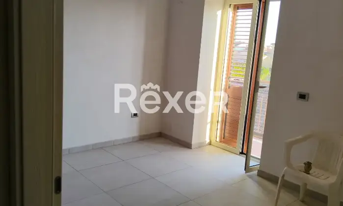 Rexer-Sparanise-Intero-edificio-in-vendita-in-via-Via-F-De-Renzis-a-Sparanise-Altro