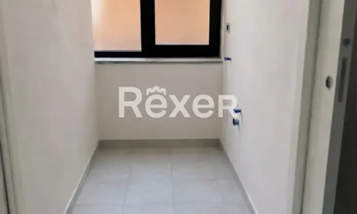 Rexer-Sparanise-Intero-edificio-in-vendita-in-via-Via-F-De-Renzis-a-Sparanise-Altro