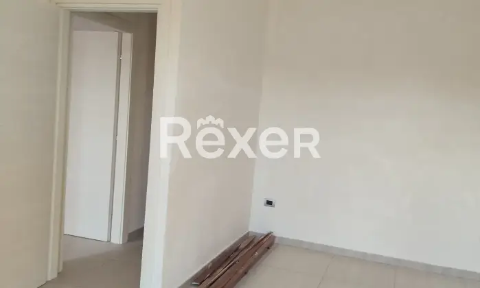 Rexer-Sparanise-Intero-edificio-in-vendita-in-via-Via-F-De-Renzis-a-Sparanise-Altro