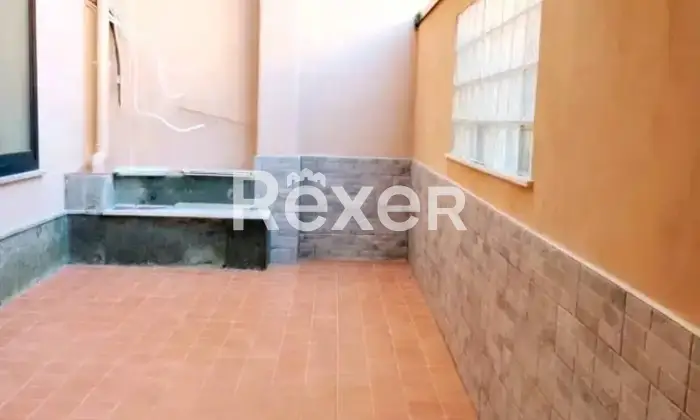 Rexer-Sparanise-Intero-edificio-in-vendita-in-via-Via-F-De-Renzis-a-Sparanise-Altro