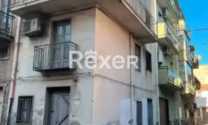 Rexer-Carlentini-Appartamento-su-due-piani-in-vendita-in-via-G-Bovio-a-Carlentini-Altro