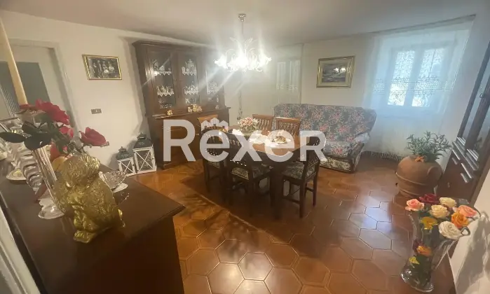 Rexer-Paretola-Casa-indipendente-di-mq-con-giardino-Via-Paretola-Paretola-MS-Altro