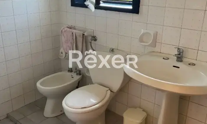 Rexer-Lido-di-Noto-Villa-in-vendita-in-Via-Dulcamara-Lido-di-Noto-Bagno