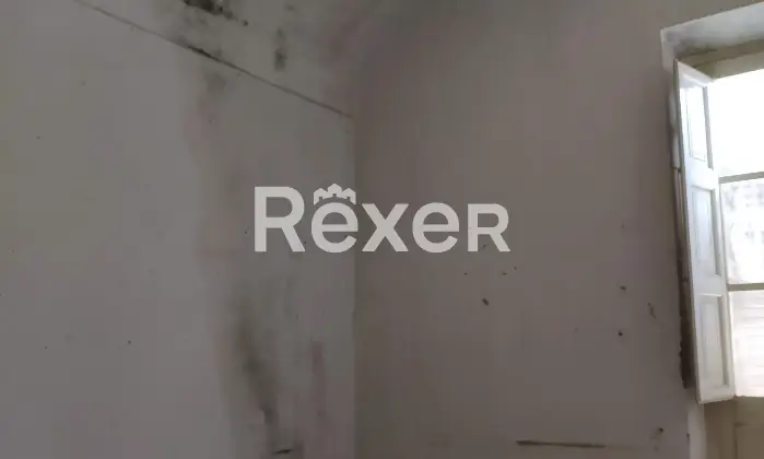 Rexer-Bonorva-Appartamento-Storico-con-Ampio-Giardino-in-Centro-Corso-Umberto-Altro