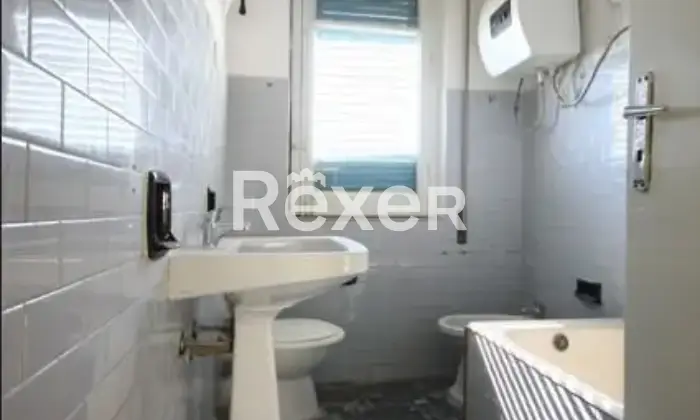 Rexer-Caltanissetta-Vendesi-appartamento-ampio-e-luminoso-in-Viale-Amedeo-a-Caltanissetta-Altro