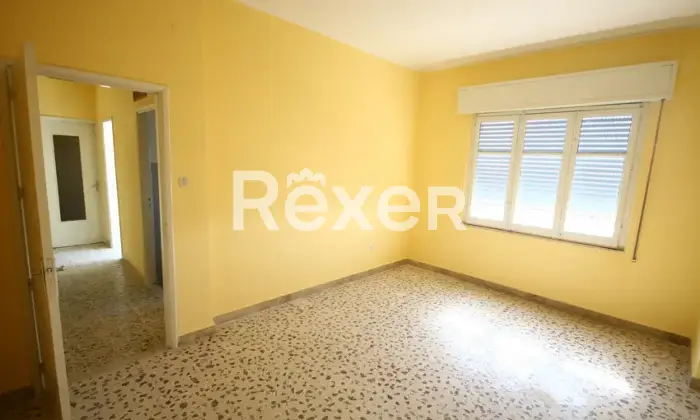Rexer-Caltanissetta-Vendesi-appartamento-ampio-e-luminoso-in-Viale-Amedeo-a-Caltanissetta-Altro