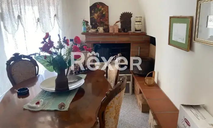 Rexer-Rignano-Garganico-Appartamento-in-vendita-in-Via-Grotta-a-Rignano-Garganico-Altro