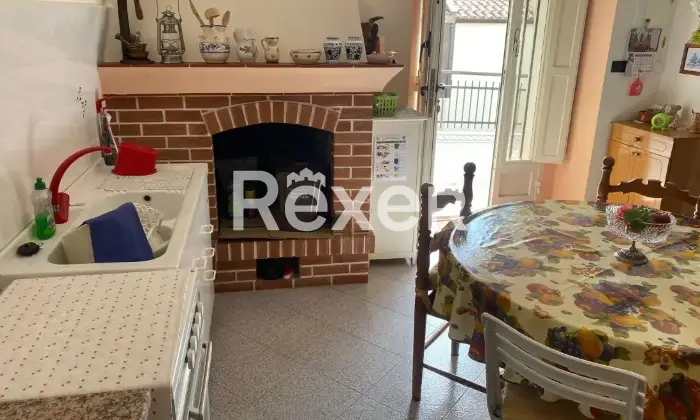 Rexer-Rignano-Garganico-Appartamento-in-vendita-in-Via-Grotta-a-Rignano-Garganico-Altro