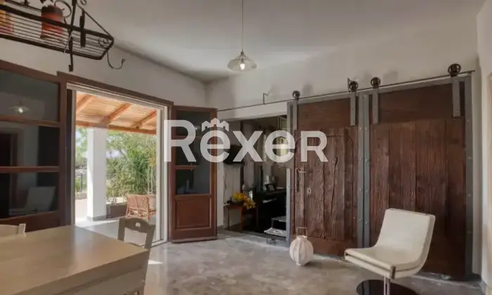 Rexer-Noto-Villa-in-vendita-Altro