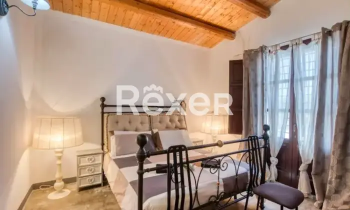 Rexer-Noto-Villa-in-vendita-Altro