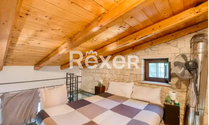 Rexer-Noto-Villa-in-vendita-Altro