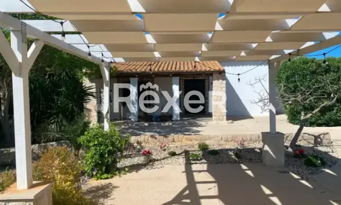 Rexer-Noto-Villa-in-vendita-Altro