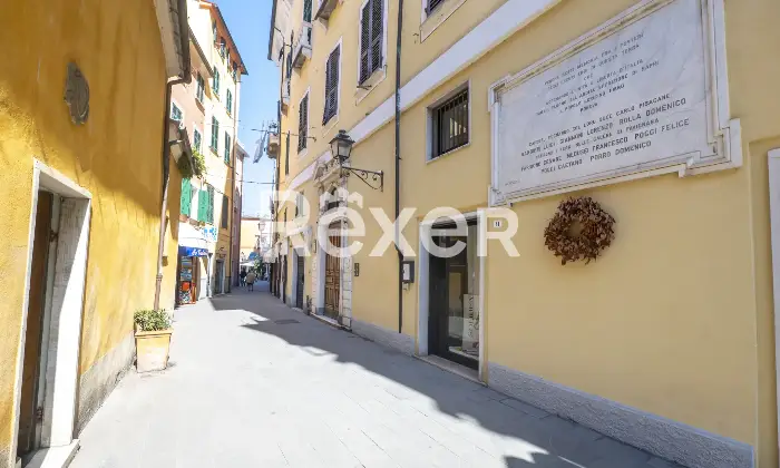 Rexer-Lerici-Prestigioso-immobile-depoca-finemente-ristrutturato-Altro