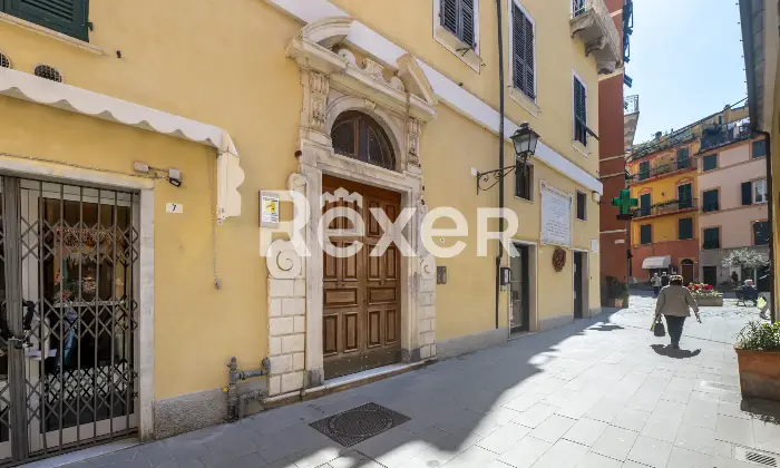 Rexer-Lerici-Prestigioso-immobile-depoca-finemente-ristrutturato-Altro